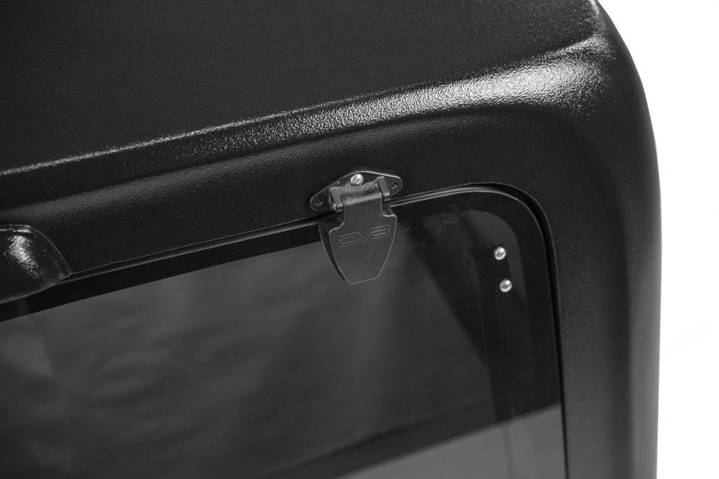 Rear window hinges on the 1997-06 Jeep TJ Square Back Hard Top