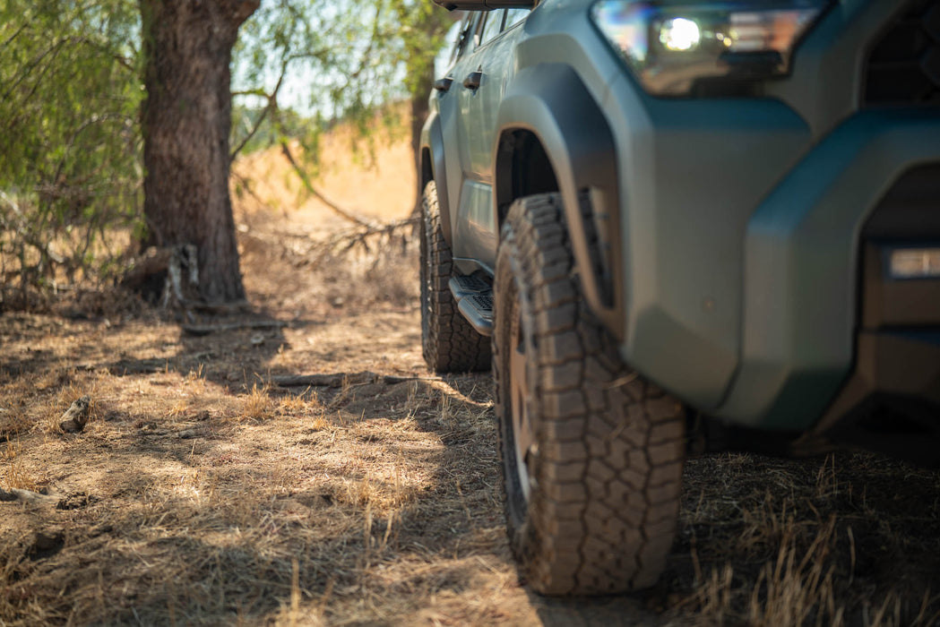 2025 Toyota 4Runner OE Plus Side Steps