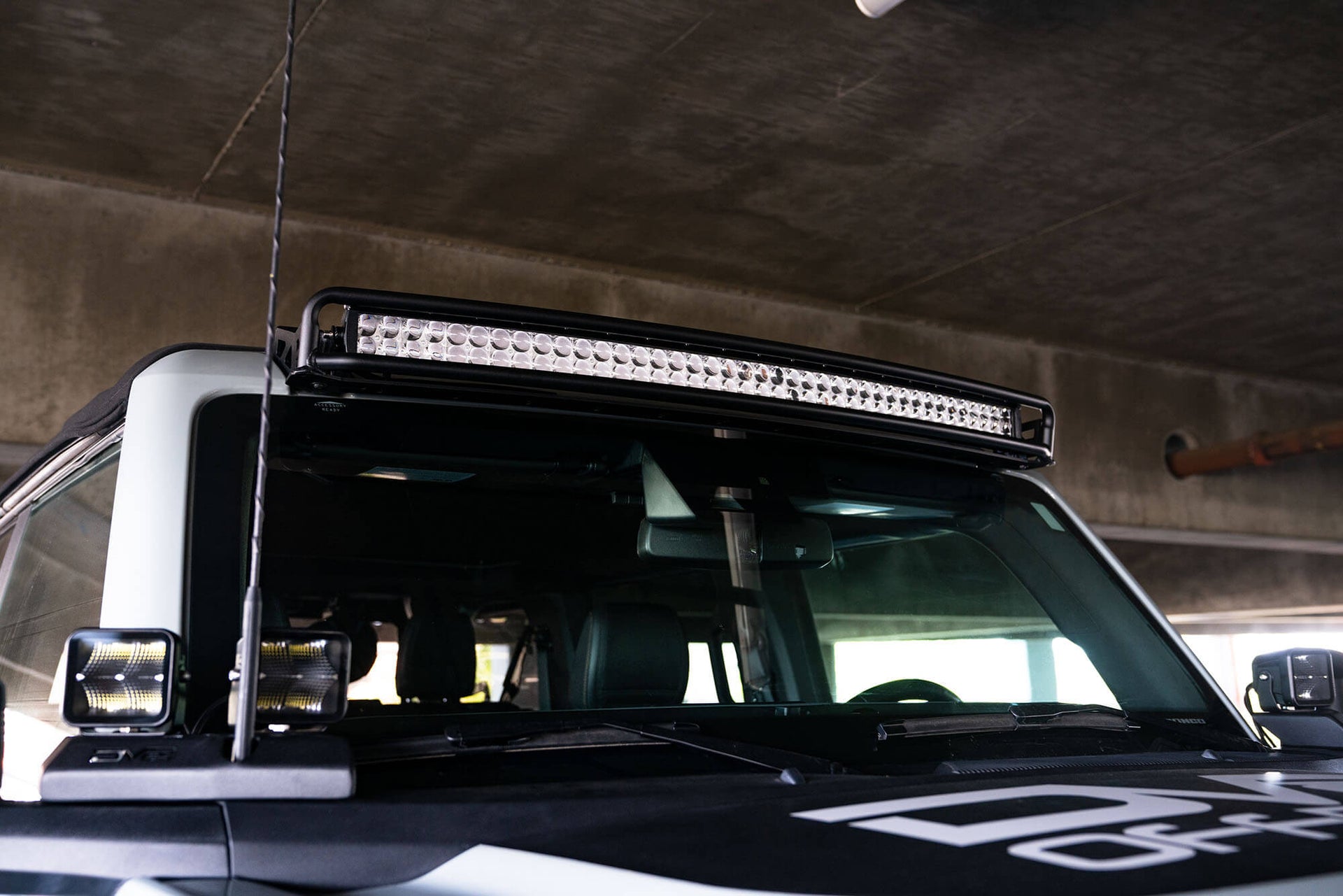 Bronco Light Bar Mount